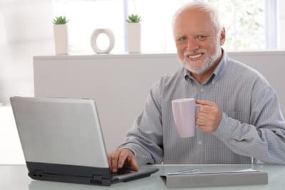 Гарольд, скрывающий боль