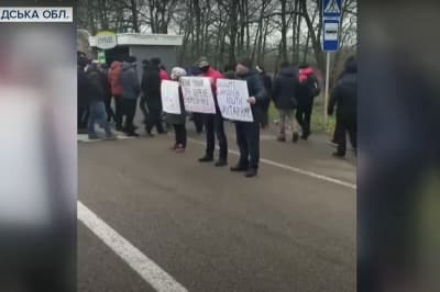 Шахтеры перекрыли дорогу