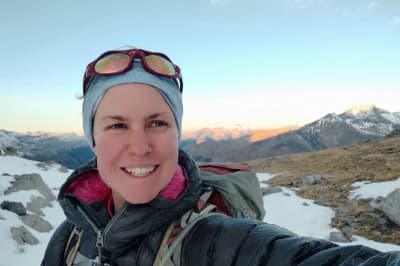 Естер Дінглі