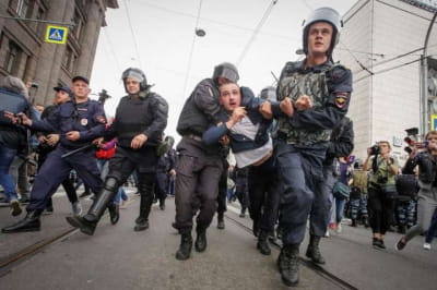 Протести в Росії
