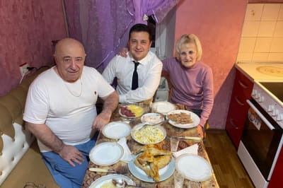 Зеленский с родителями