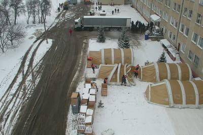 Первый в Украине мобильный COVID-госпиталь