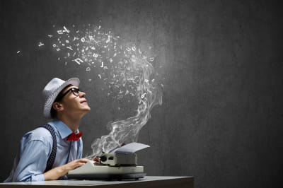 Фантазія, машина для друку, письменник