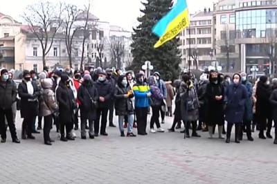 Мітингарі на Прикарпатті