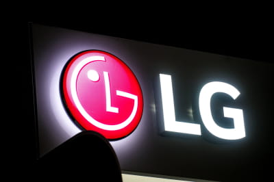 LG