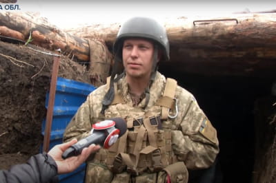 Військовослужбовець