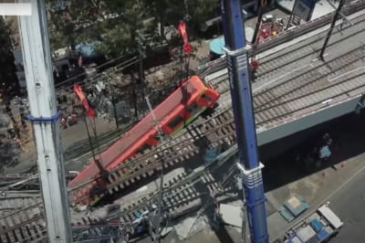 Обвал мосту в Мексиці