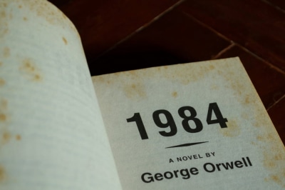Роман Джорджа Орвелла "1984" 