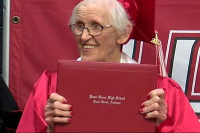 94-летняя американка окончила школу