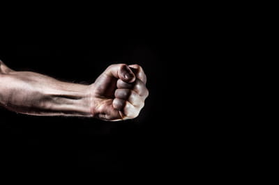 Мужской кулак