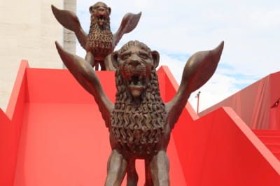 Лев