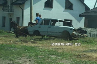 Воз у Рівному