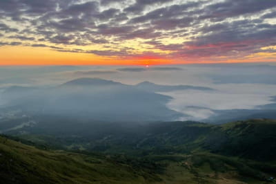 Світанок у Карпатах