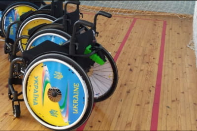 Параолімпійці, нові візки