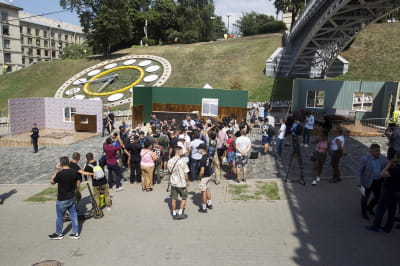 Советские инсталляции на Аллее Героев Небесной Сотни