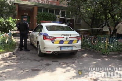 Поліція на місті вбивства у Києві, де чоловік розчленував свою жінку та заховав до морозилки