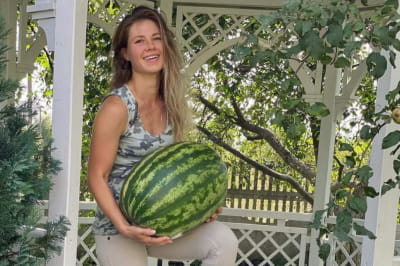 32-кілограмовий кавун, який виростила Марія Троцько 