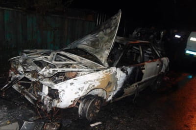 Чоловік спалив  авто співмешканця своєї екс-дружини