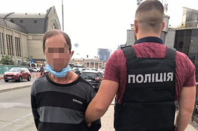 Розбещував 8-річну школярку