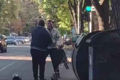 Бійка за милицями