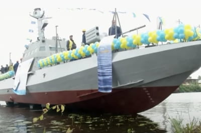 Катер спущений на воду