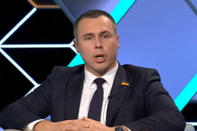 Роман Костенко