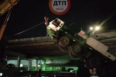 В Киеве во время съемок фильма с моста упал кран