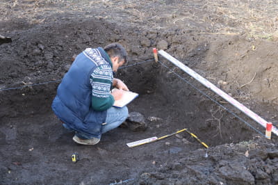 Археологічні розкопки у селищі Залізці Тернопільського району