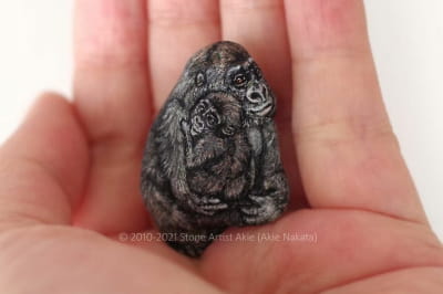 Малюнки на каменях