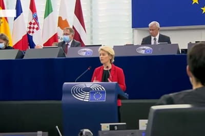 Урсула фон дер Ляєн на засіданні Єврокомісії