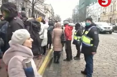 Митинг антивакцинаторов