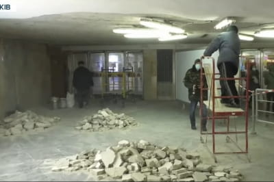 Обвал стелі