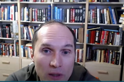 Юрий Бутусов