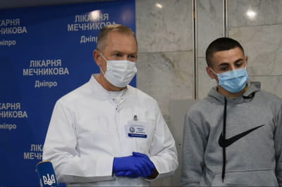 Рыженко и нацгвардеец
