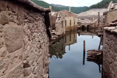 В Іспанії на поверхню "виплило" село