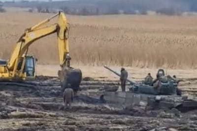 Русские танки в грязи