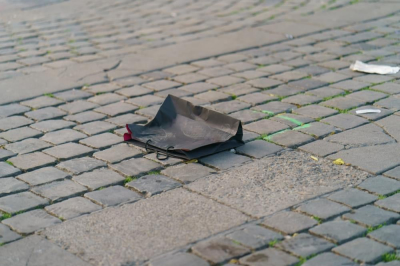 Пакет посреди улицы