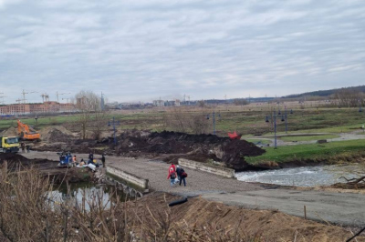 Тимчасовий міст в Ірпені