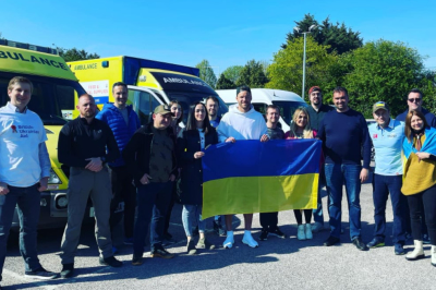 Андрей Ярмоленко помогает Украине