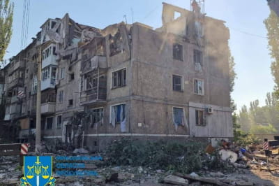 Зруйнований російською ракетою будинок у Миколаєві