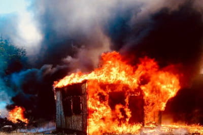 Пожежа на складі окупантів у Маріуполі