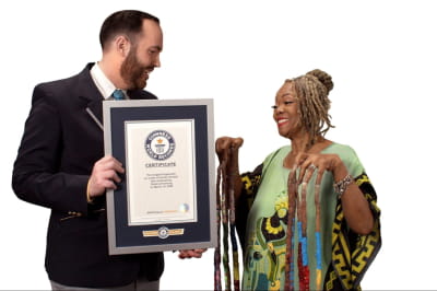 Діана Армстронг