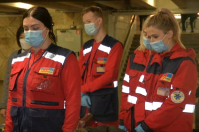 лікарі навчають