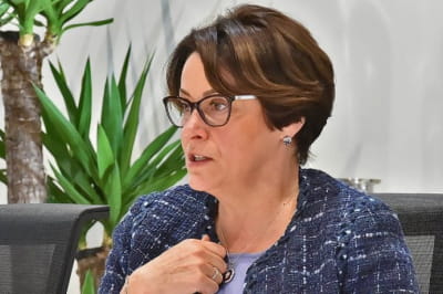 Ніна Южаніна