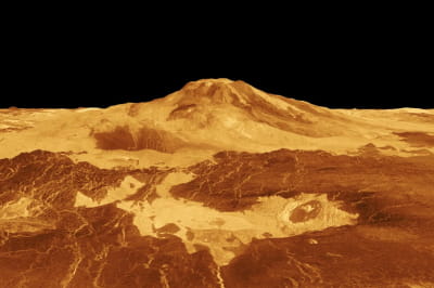 ученые проявили недавнюю активность на Венере