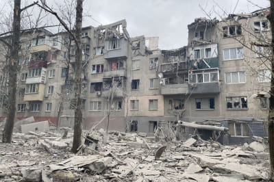 Обстріл багатоповерхівки у Слов'янську