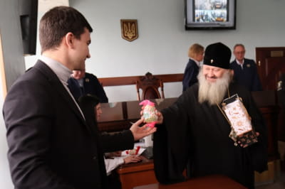 Паша "Мерседес" даровал в суде яйца