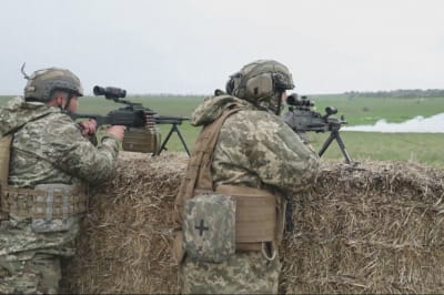 Українські військові