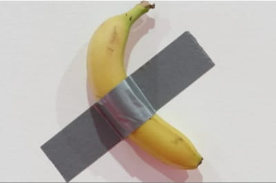 Инсталляция "Комедиант"