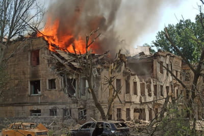 Обстріл поліклініки у Дніпрі